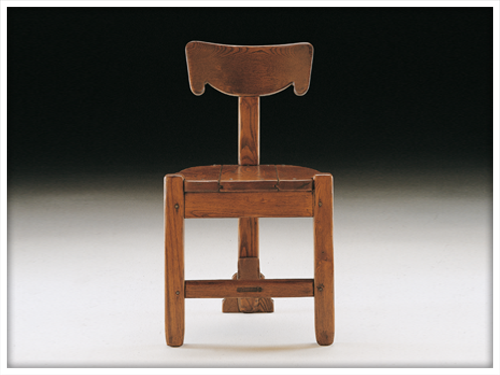 tripod chair