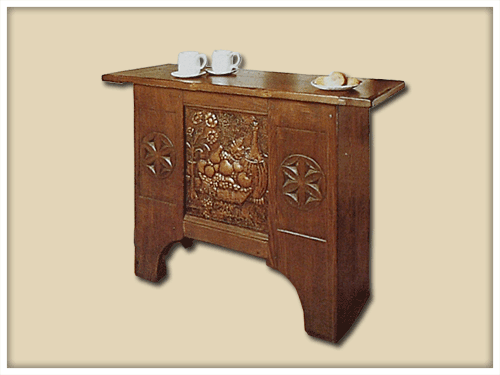 Mobile bar intagliato
